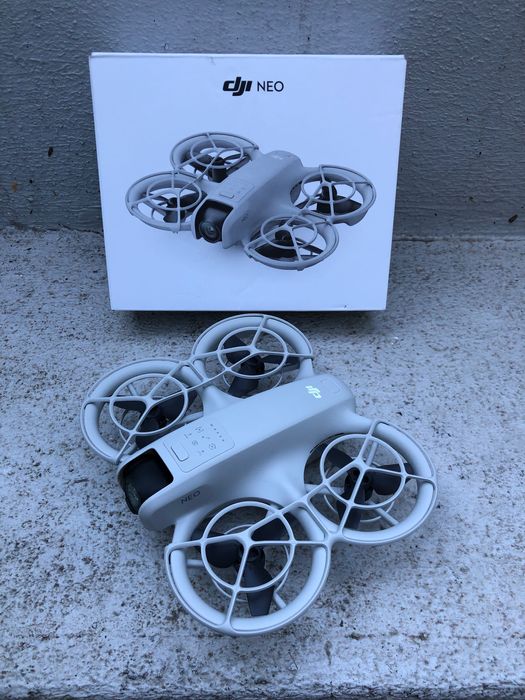 Drone DJI neo na caixa
