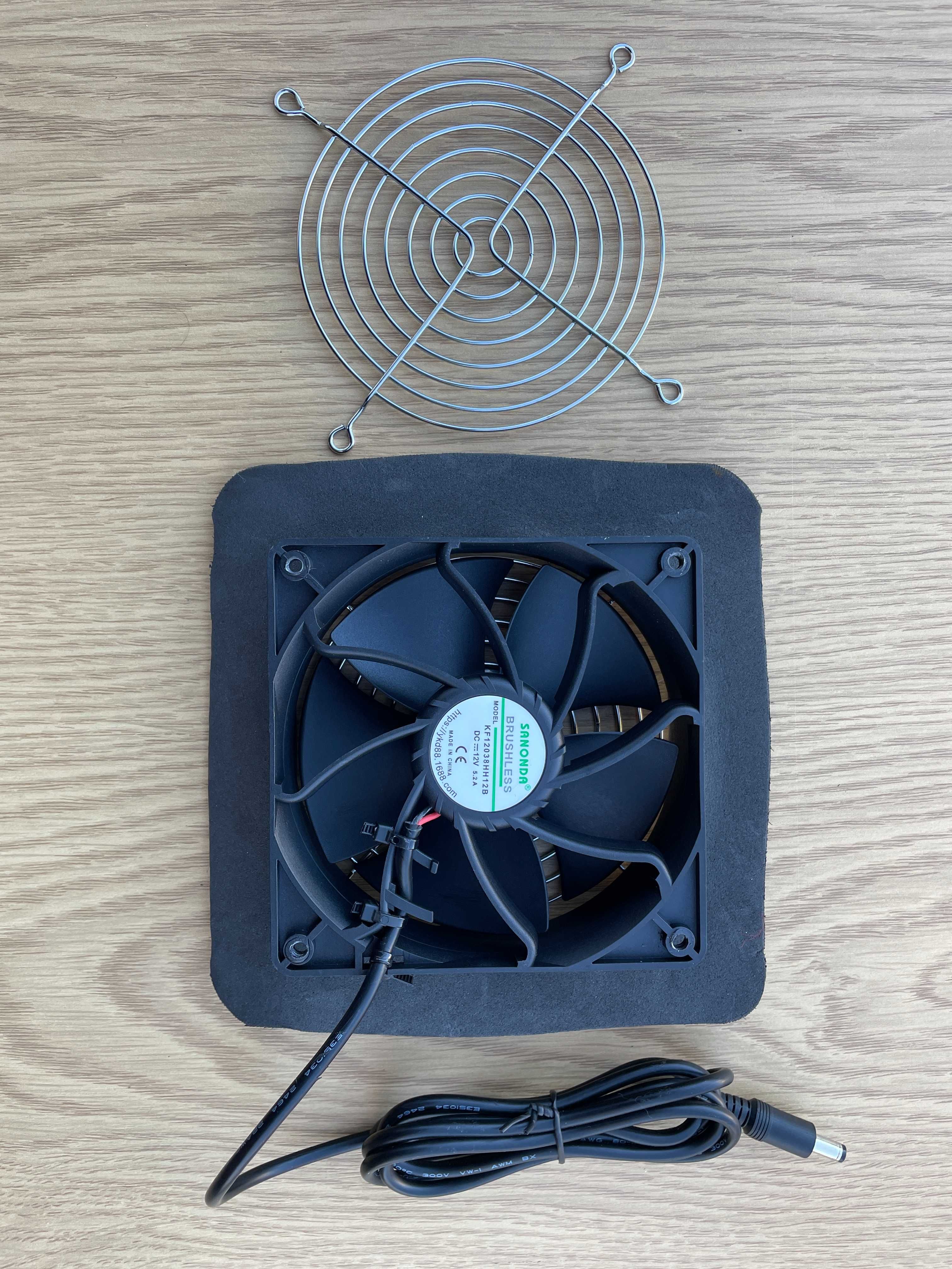 Wentylator 12V 120x120x38mm 5,2 A  65 watt do kostiumu misia polarnego