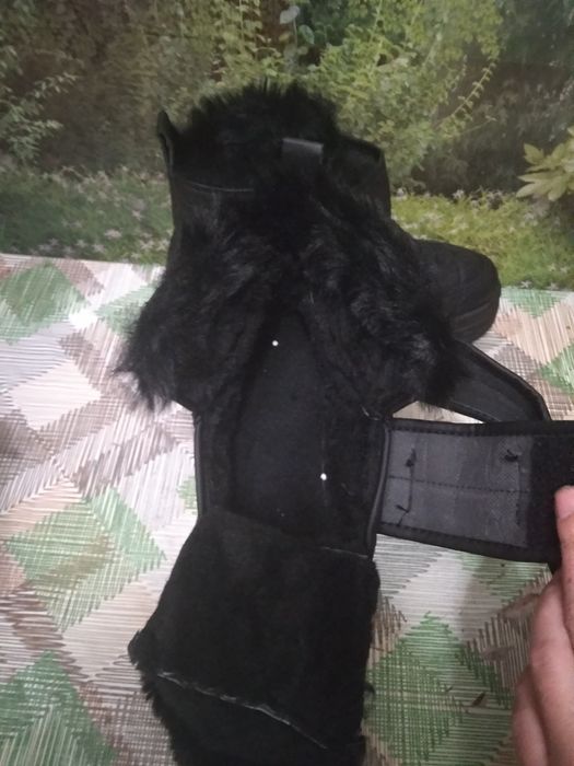 Жіночі зимові ботінки 39(24,5).