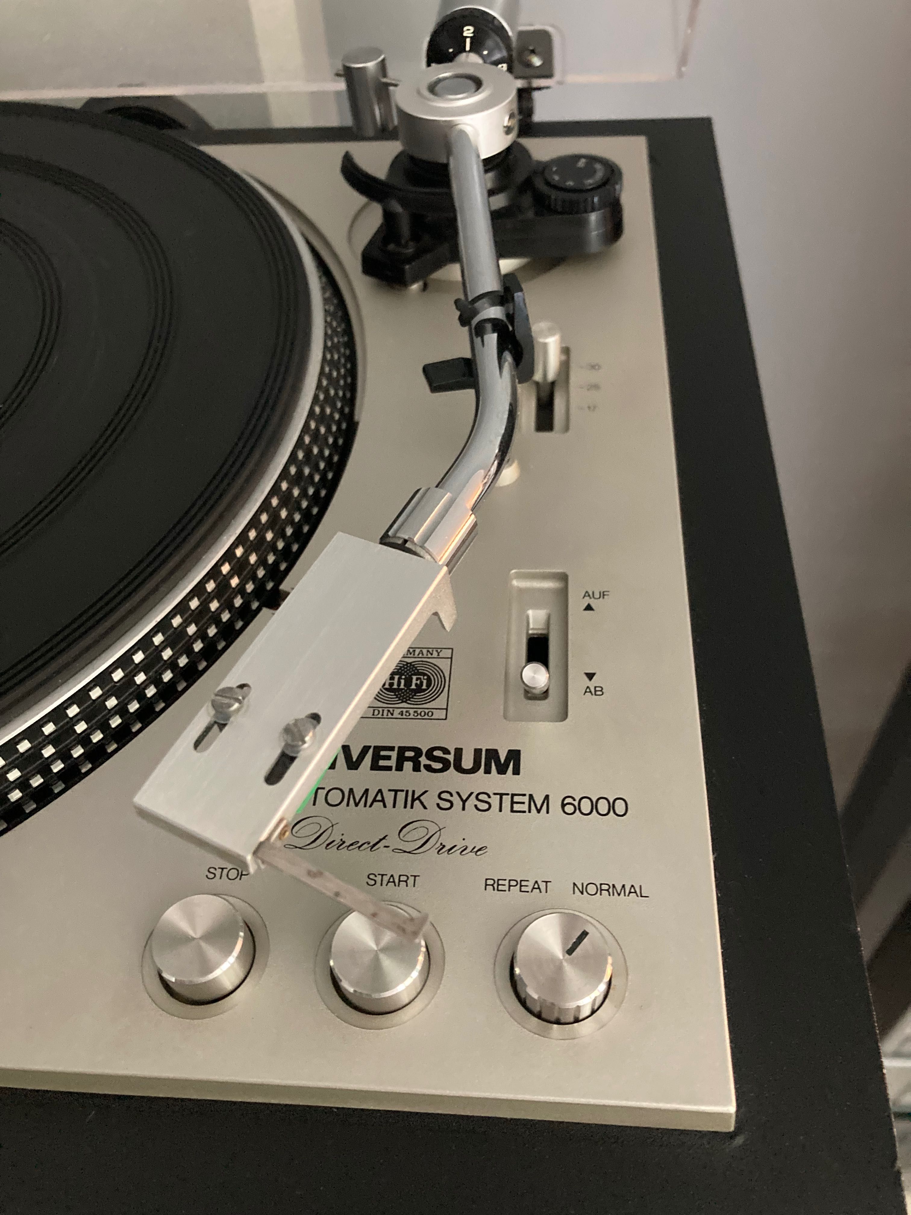 Gramofon UNIVERSUM Studio Automatik System 6000