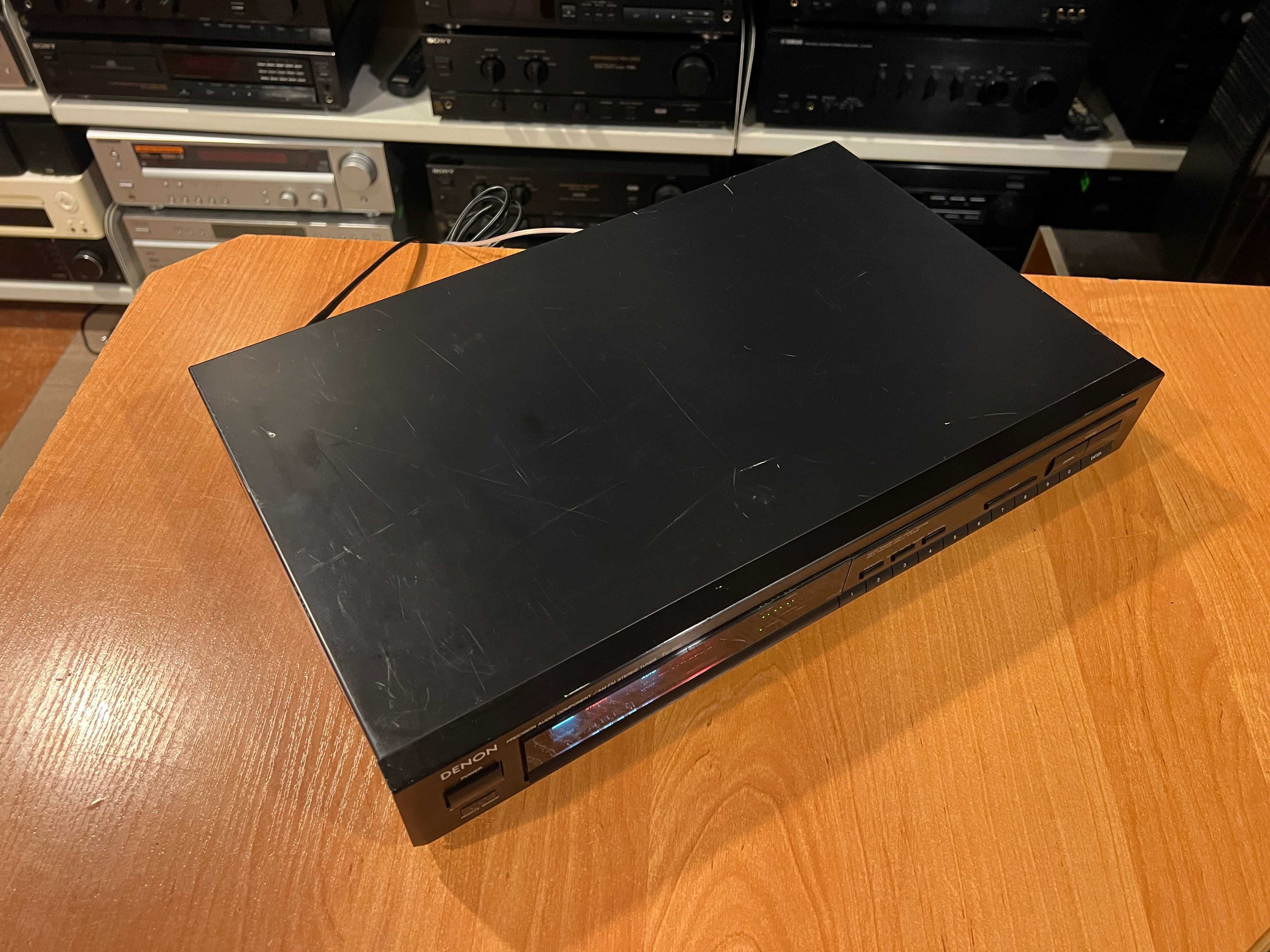 Tuner radiowy Denon TU-560 Audio Room