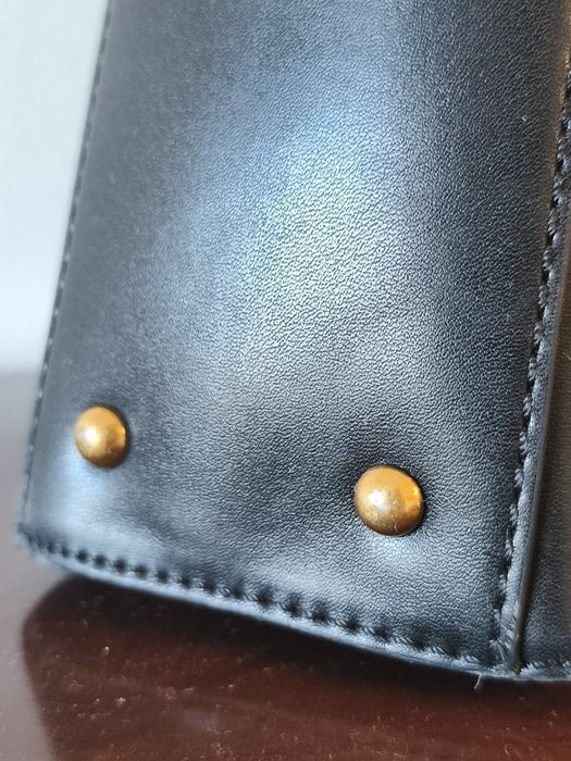 Mala preta Guess modelo Stephi