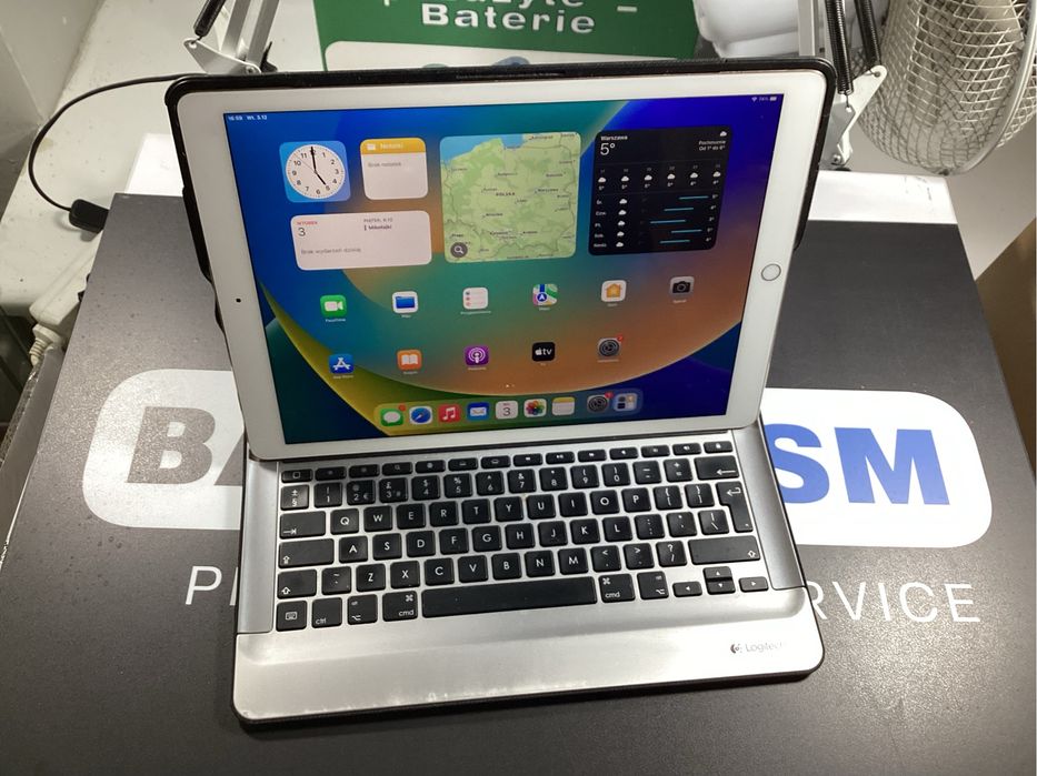 Skkep tablet Apple Ipad 12,9” 1genracji 32gb wifi + klawiatura Logitec