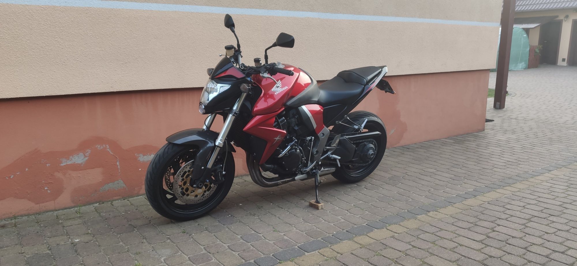 Honda cb1000r REJ. PL ważne opłaty niski przebieg 35tkm ixil