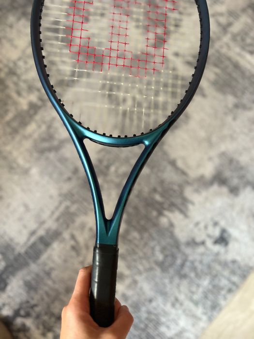 Raquete Wilson ultra 100. Muito bom estado !