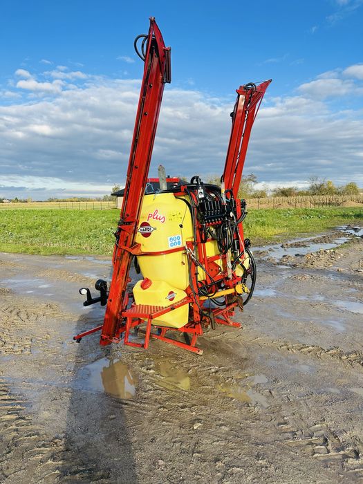 Sprzedam opryskiwacz Hardi master plus 800l 15m