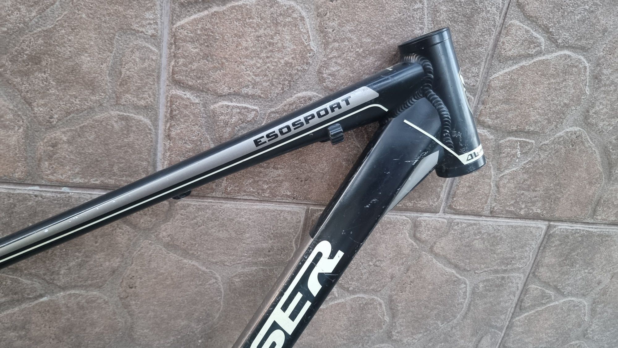 Рама під 29 Crosser.  Розмір L. З документами