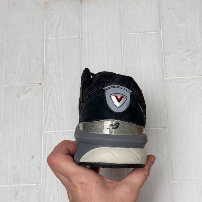 Чоловічі кросівки new balance 990 v5