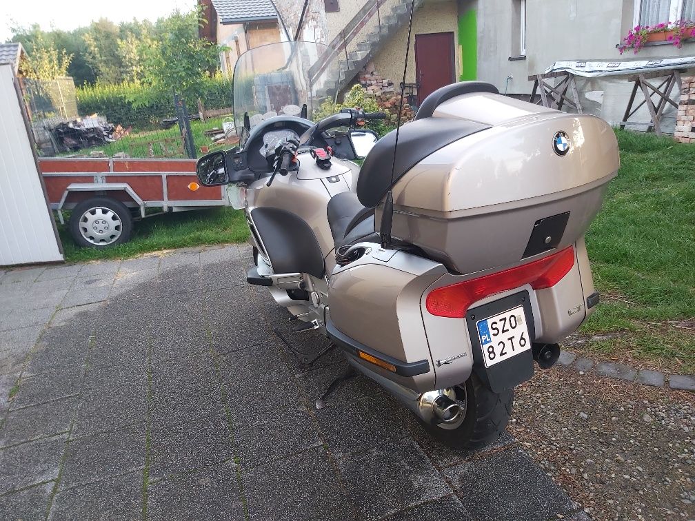 Motocykl BMW K1200lt z 1999roku.