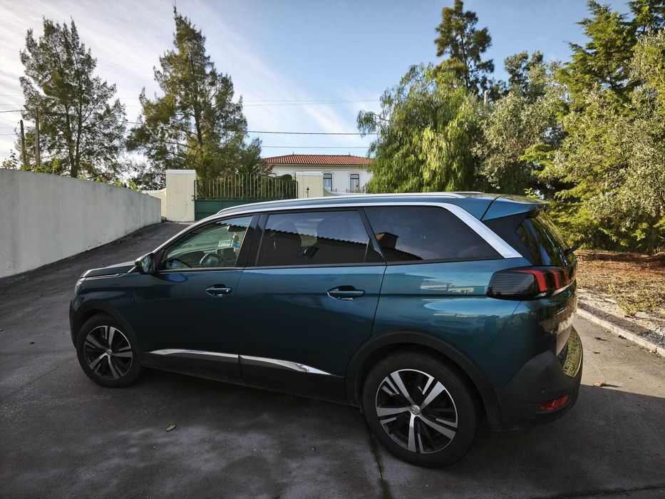 PEUGEOT 5008 ALLURE 2018 - Motor 1.6 BlueHdi - 194500KM