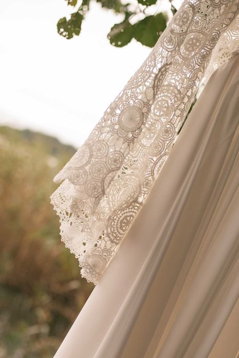 Suknia ślubna BOHO rozmiar XS-S piękna długa muślinowa koronka