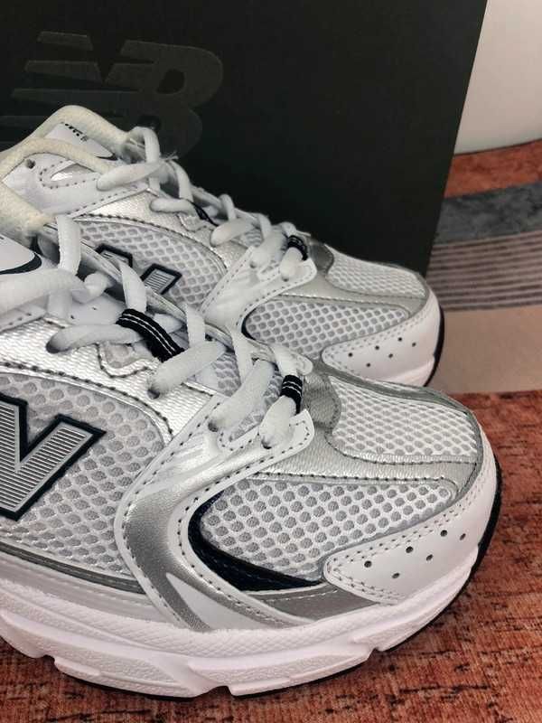 Srebrny*Prezent Damskie New Balance530 UnisexTrampki roz. 36.5