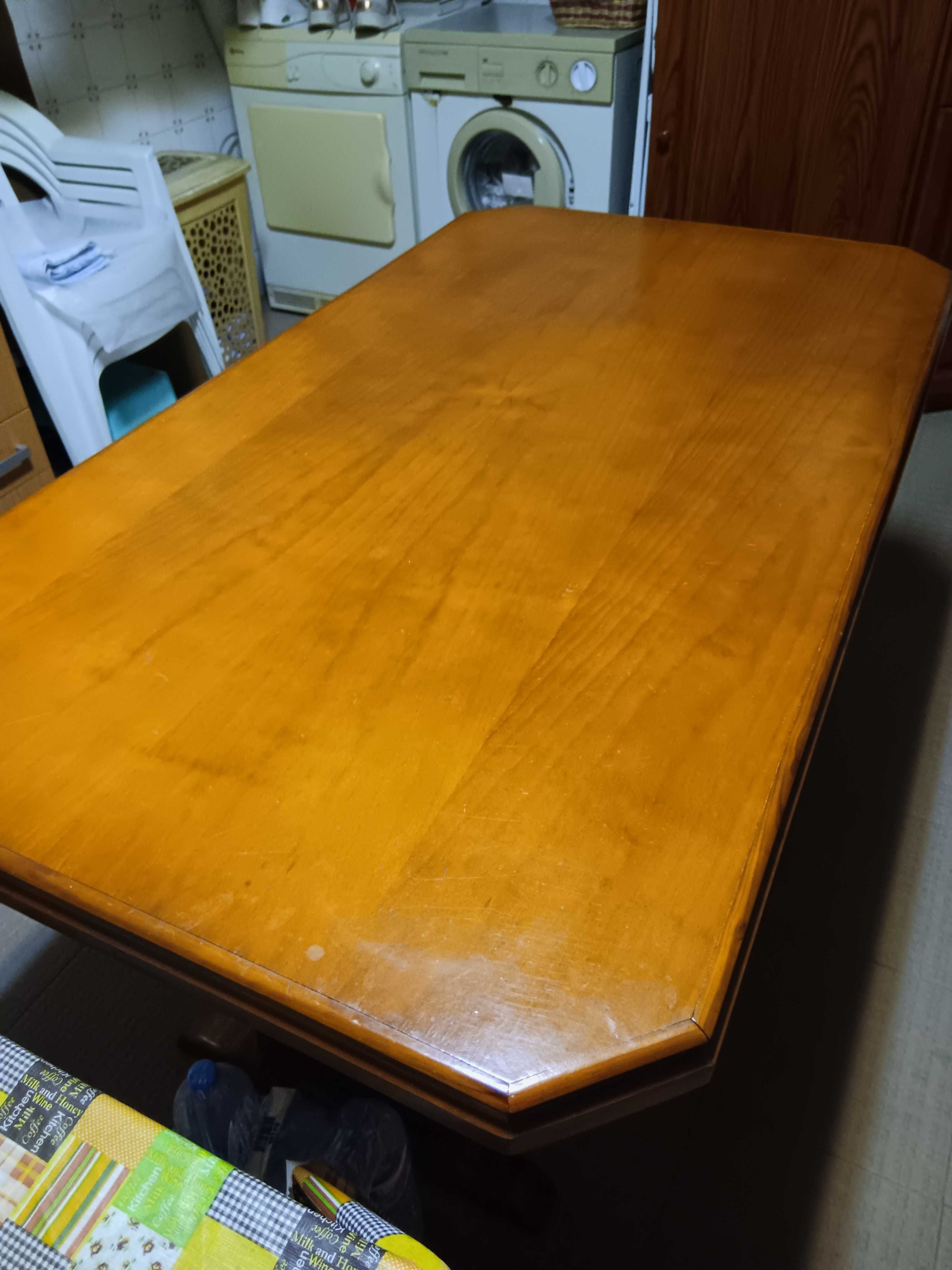 Mesa e Cadeiras para cozinha ou sala