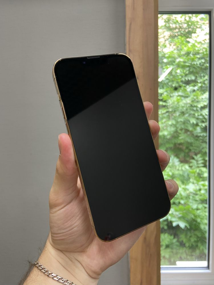 iPhone 13 Pro Max 256Gb Gold Neverlock Чудовий стан