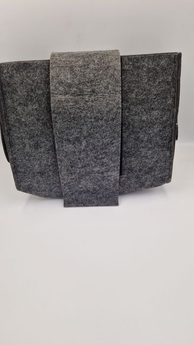 Filcowy uchwyt na talerze