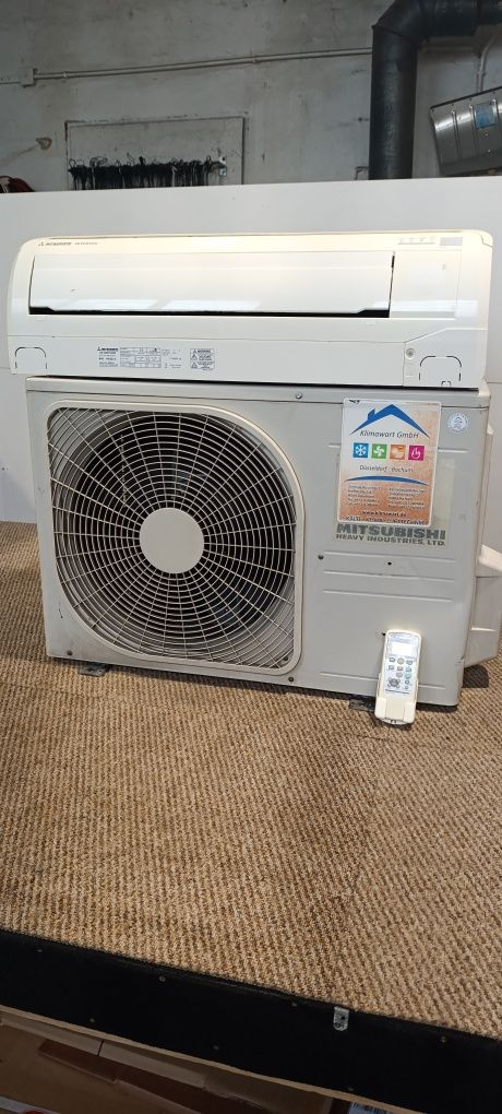 Klimatyzacja zewnętrzna z funkcją grzania 2,5 Kw, Mitsubishi.