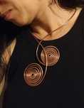 Colar artesanal em cobre