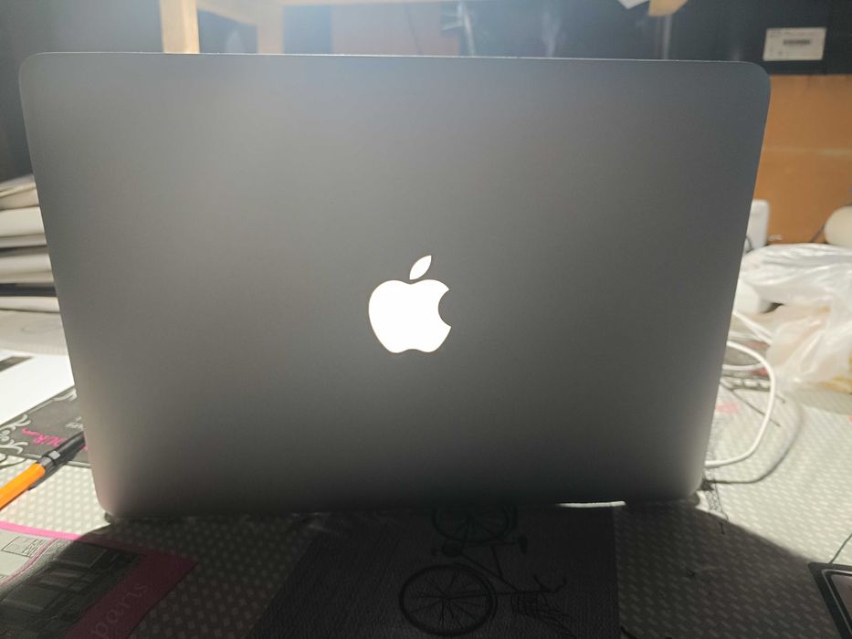 Продам MacBook Pro