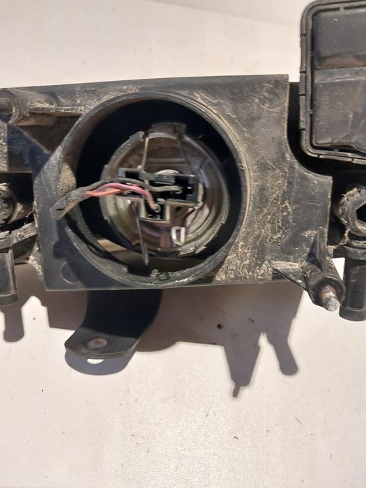 Chrysler Voyager III 3 lampa przednia przód reflektor prawa lewa