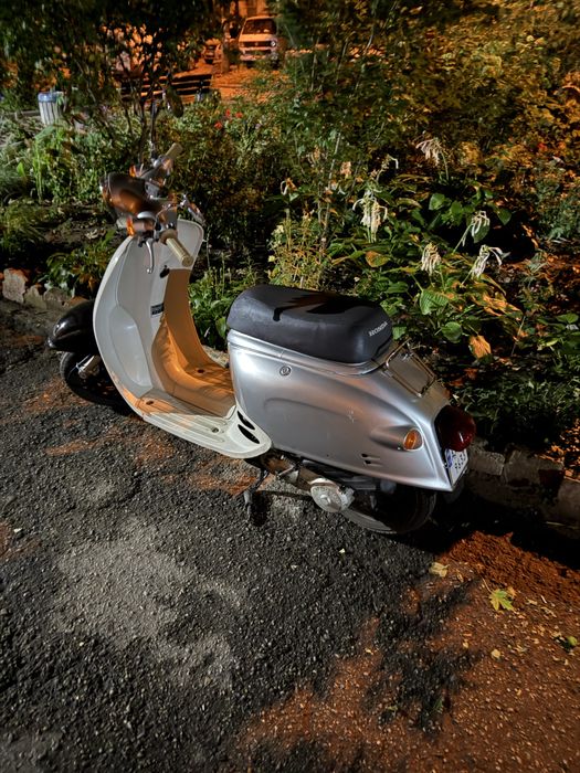 Скутер HONDA Giorno af-24