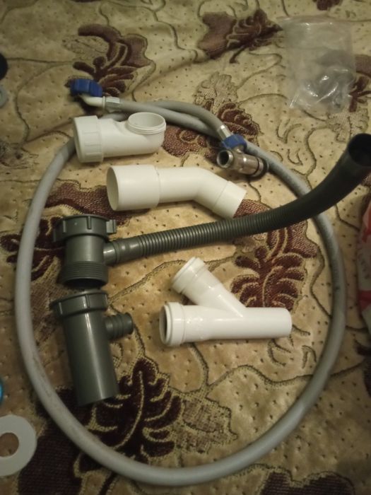 Сантехника сифон, фильтр, трубки, заглушки, резинки, переливи, фитинги
