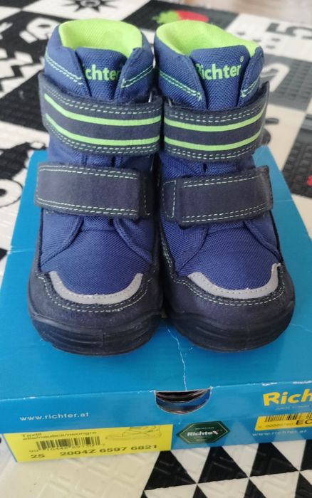 Buty zimowe dziecięce r.25