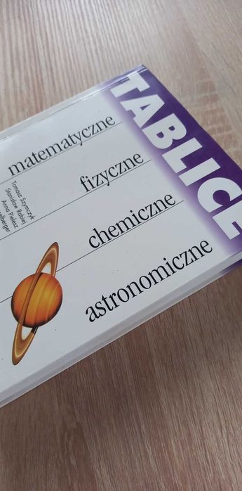 Tablice matematyczno-fizyczne-chemiczne-astr. NIE UŻYWANE