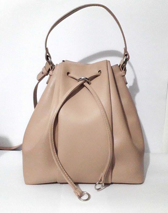 Mala / saco cor nude da Zara (usada)