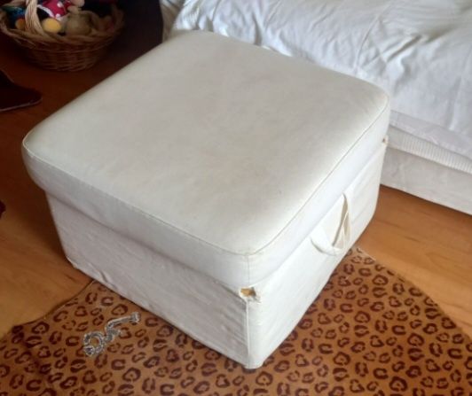 Sofá- 3 lugares EKTORP, Ikea com oferta de repousa pés