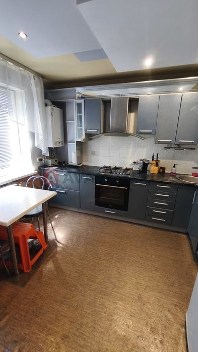 Оренда 3 кімнатної квартири Лівий берег газове опалення