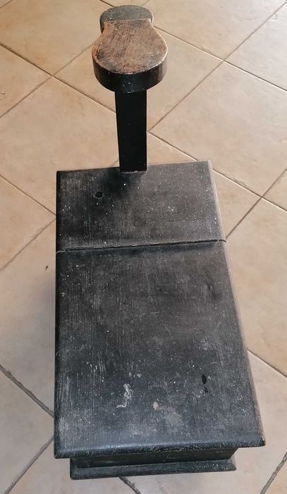 Caixa engraxador, muito antiga