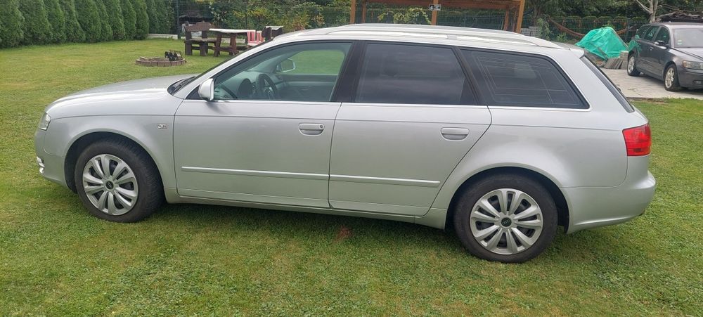 AUDI  A4 bardzo ładna