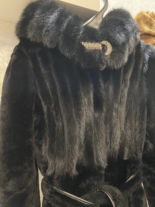 Продам жіночу шубу мутон+норка,  розмір 46-48