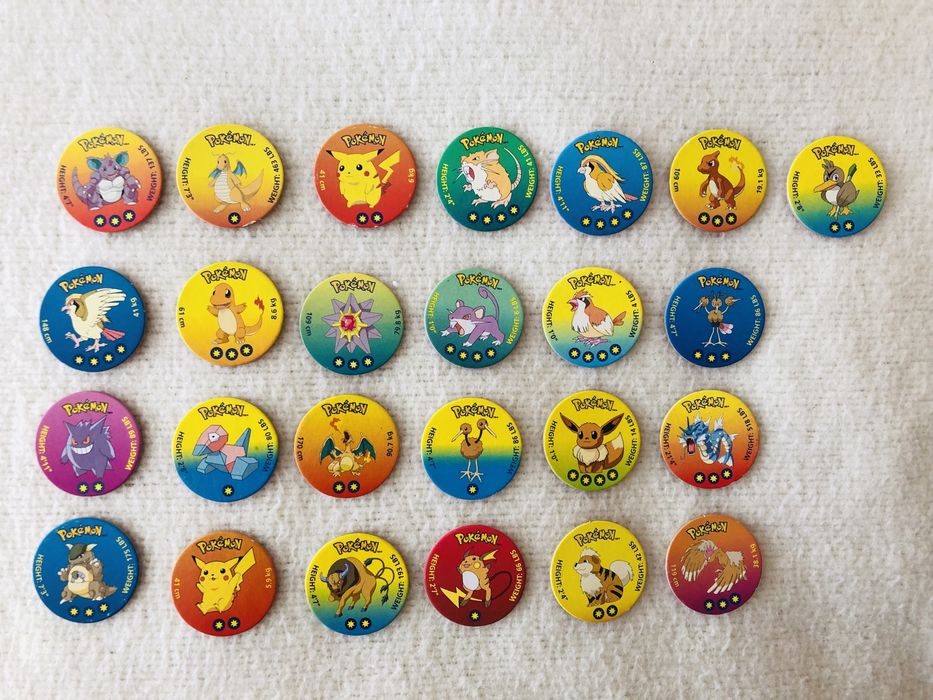 Conjunto de tazos Pokémon