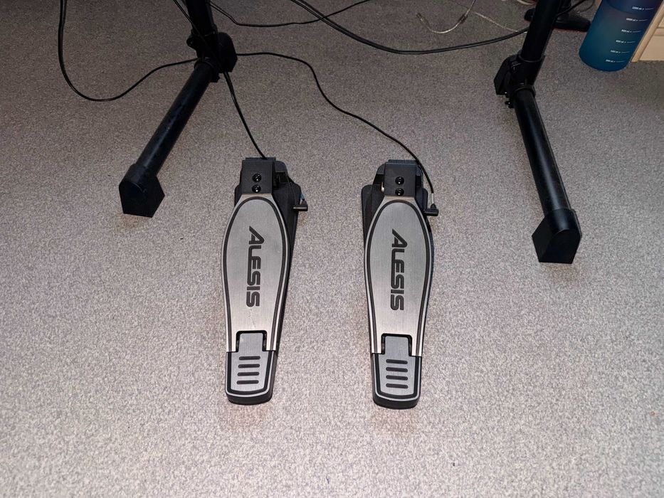 Perkusja elektroniczna Alesis Turbo Mesh Kit – sprawna, gotowa do gry!