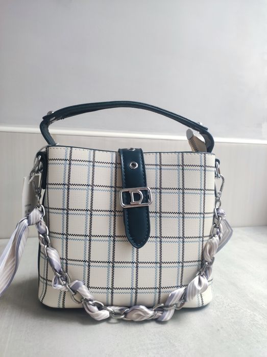 Компактна жіноча маленька сумочка