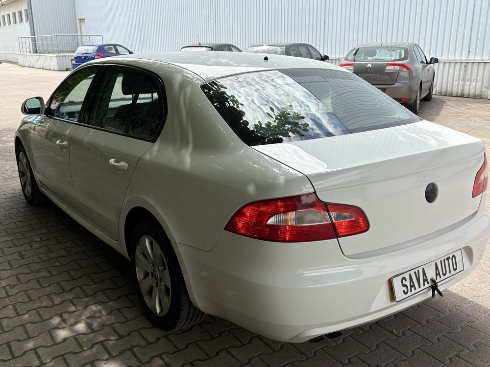 В Житомирі Skoda SuperB 2013 CAY праве кермо дизель в Житомирі