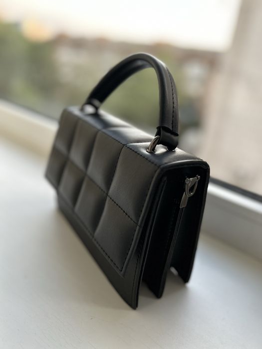 Стильна не велика сумочка