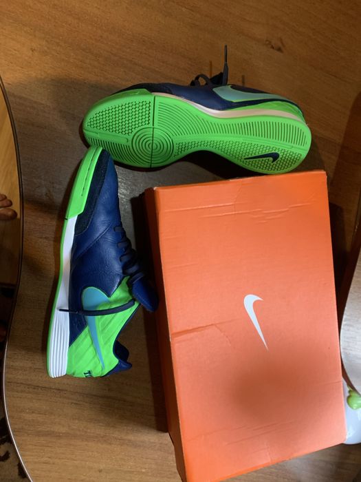 Футзалки Nike Tiempo X