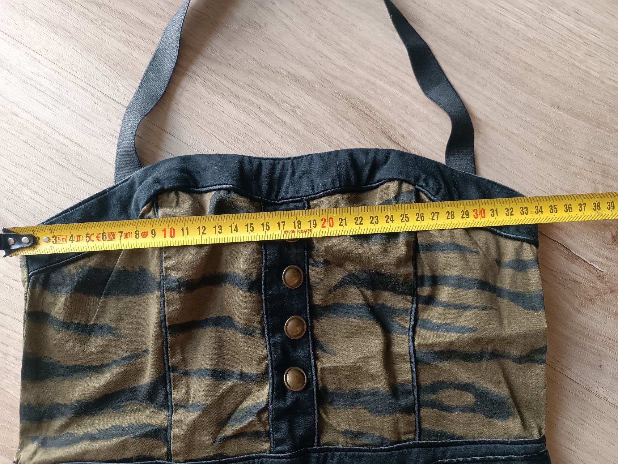 Sukienka mini khaki w tygrysi wzór XS 34