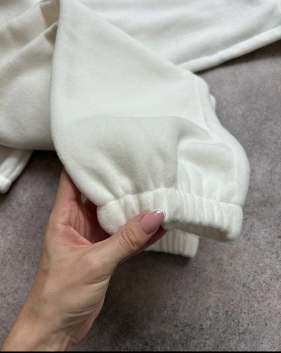 Флісовий костюм в молочному кольорі