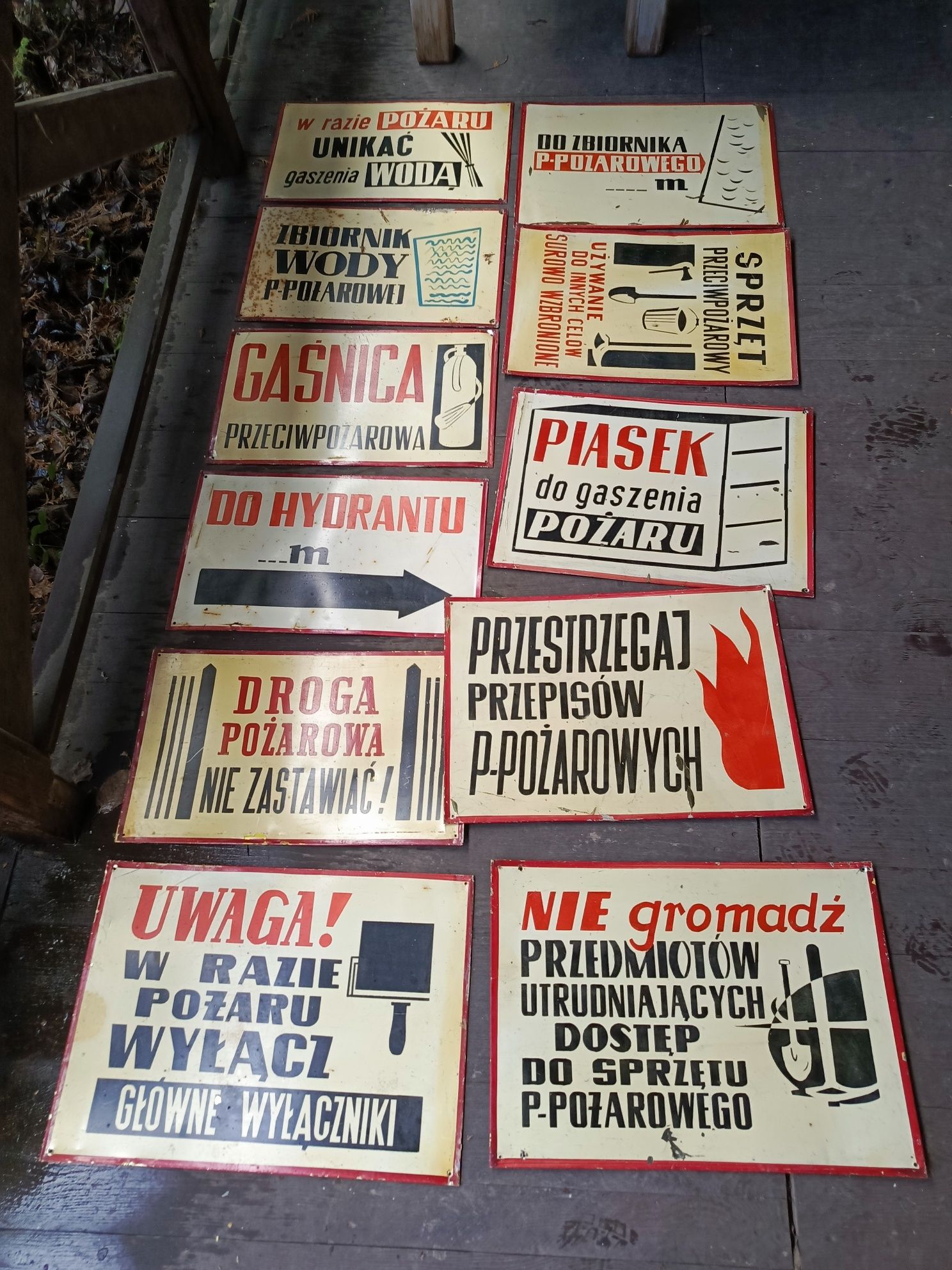 Stare metalowe tablice PRL