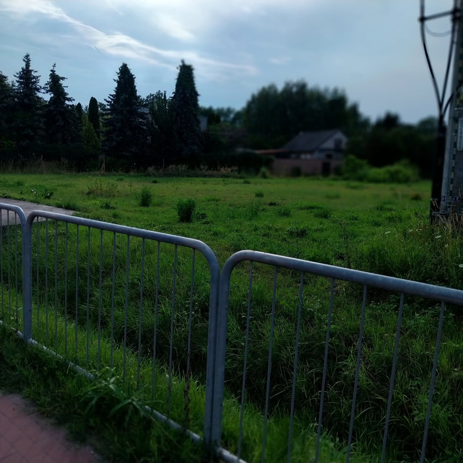 Wynajem placu 1500 m2