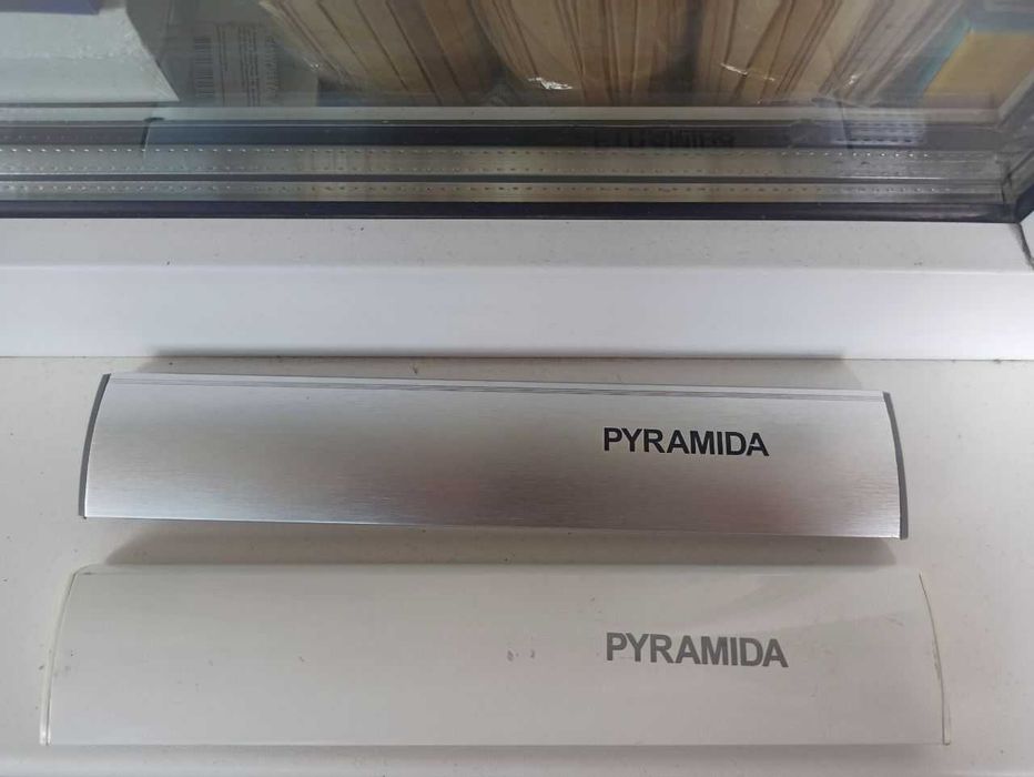 Планка декоративная PYRAMIDA для телескопической вытяжки