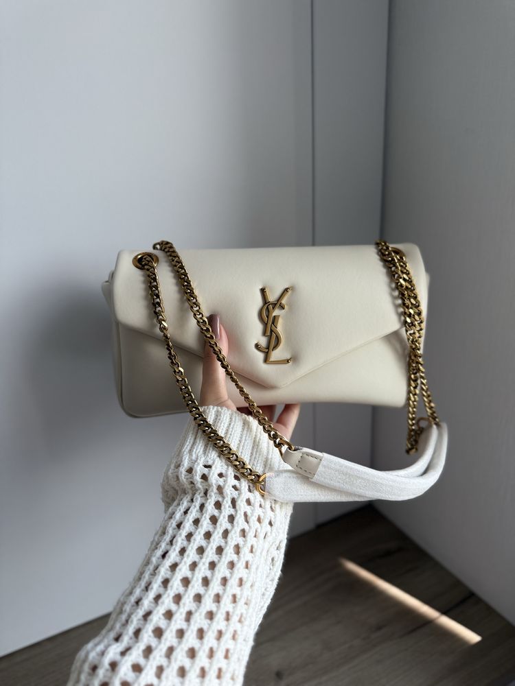 Сумка YSL Yves Saint Laurent Calypso Small in Plunged Lambskin