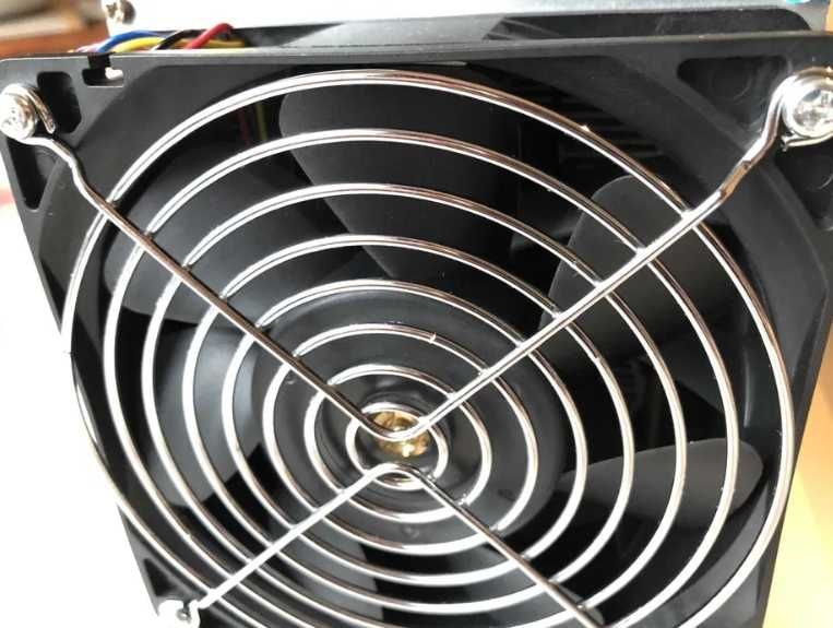 Antminer S9 Bitmain 16 Th/s Asic Bitcoin Miner