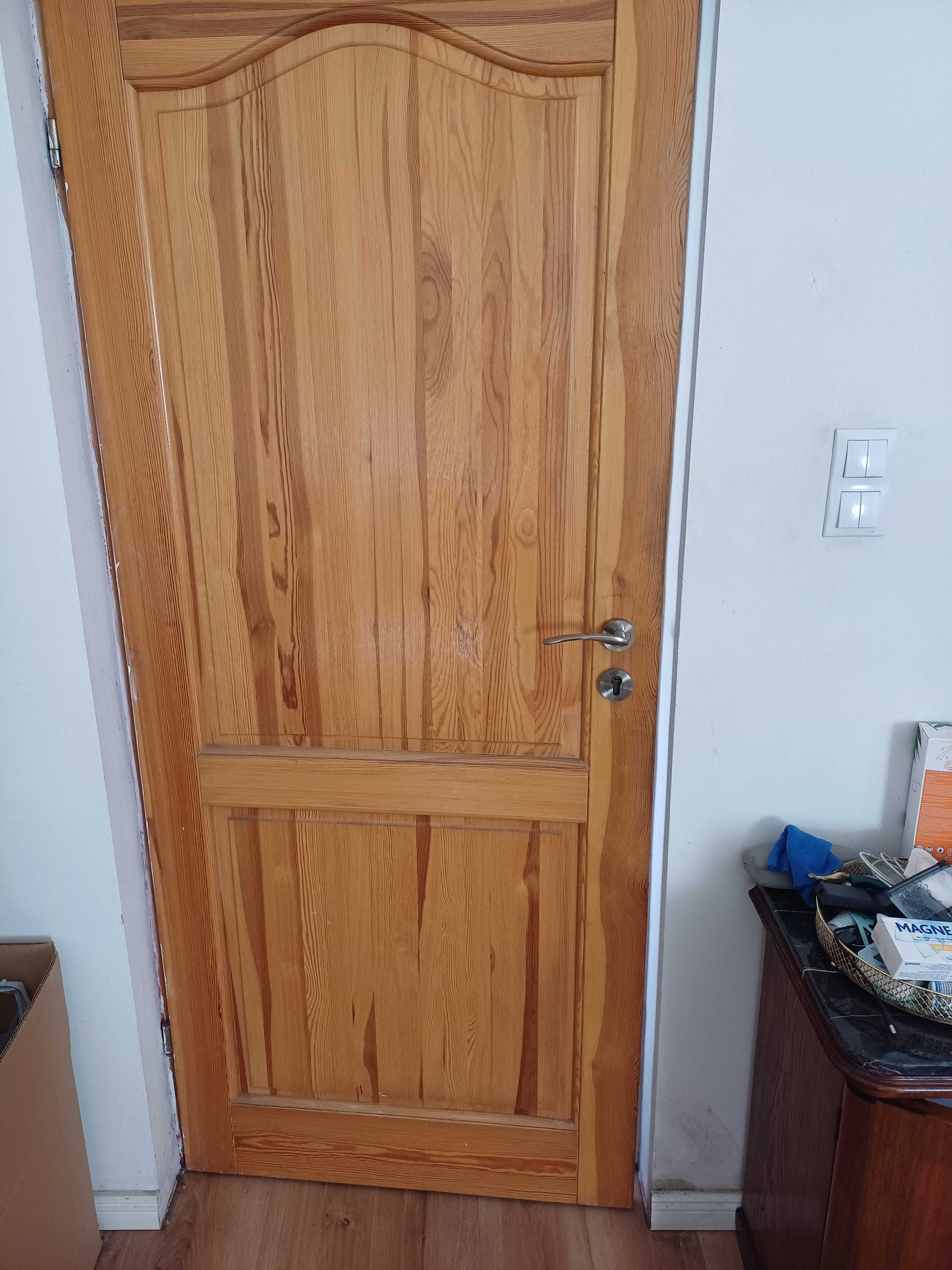 Drzwi drewniane sosnowe różne 70,80,90 cm + ościeżnica + klamka
