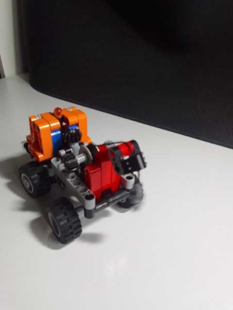 Lego technic two in one 9390 holownik/wyścigówka