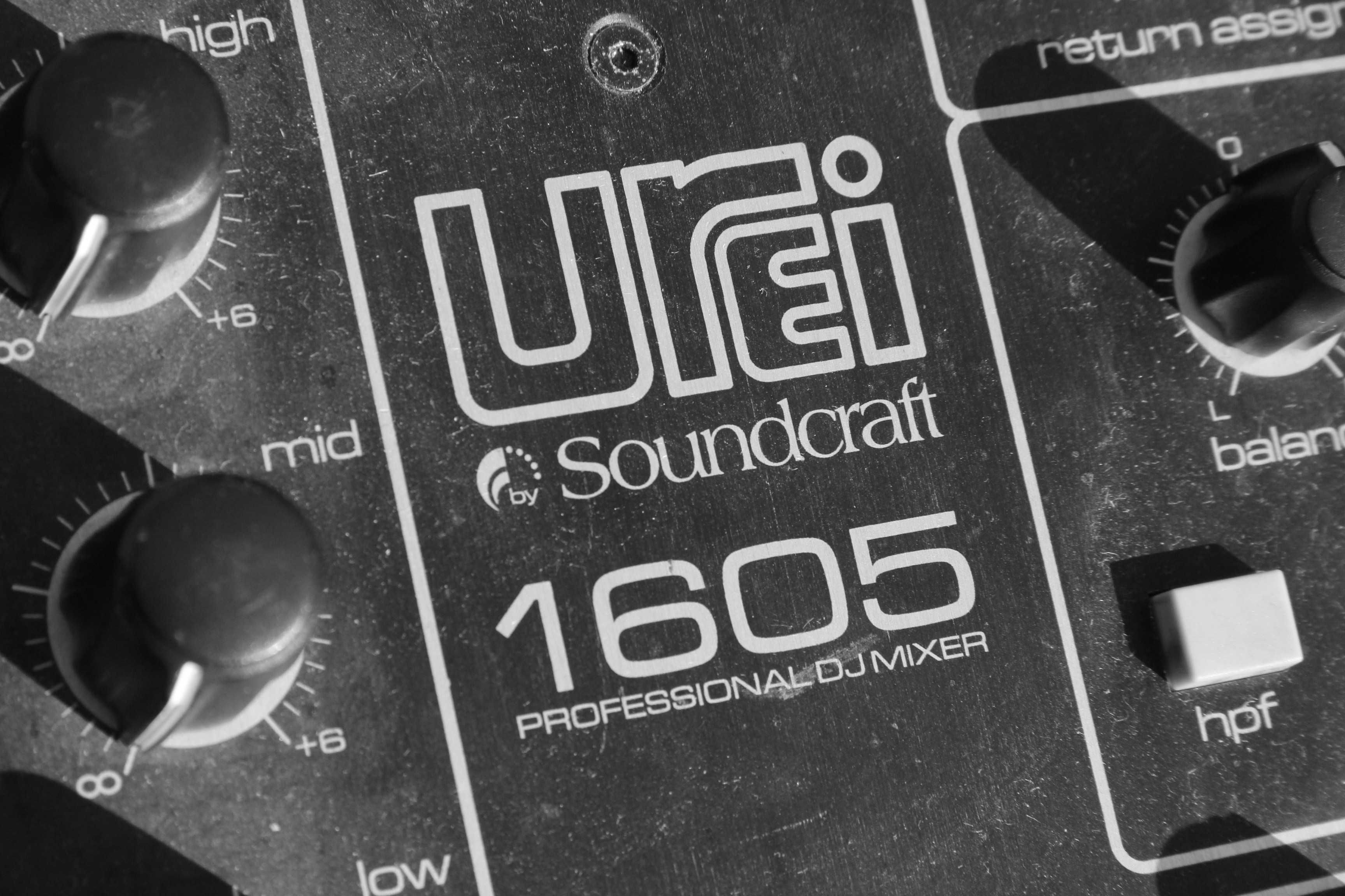 Mikser UREI 1605