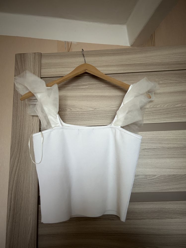 Білий топ Primark з рюшами короткий